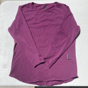 Alphalete Long Sleeve Scoop in Port Wine